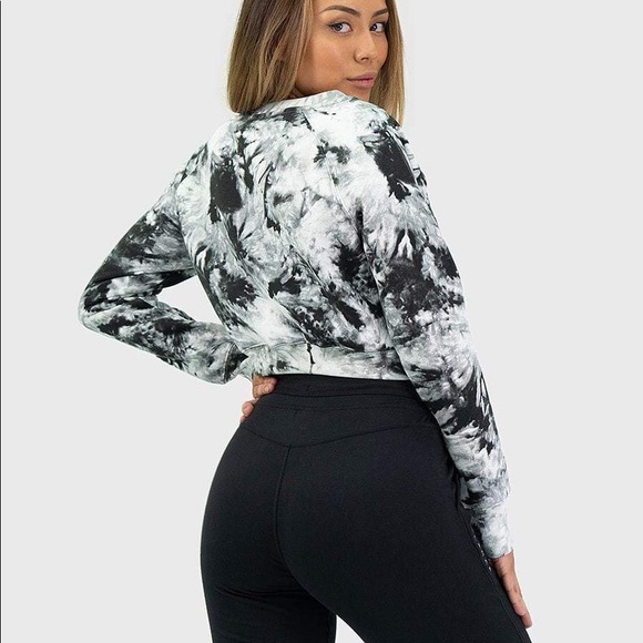 Balance Athletica Essence Crew Poise - Picture 2 of 3